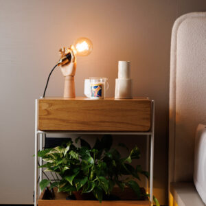 Mesa de Cabeceira Canoa